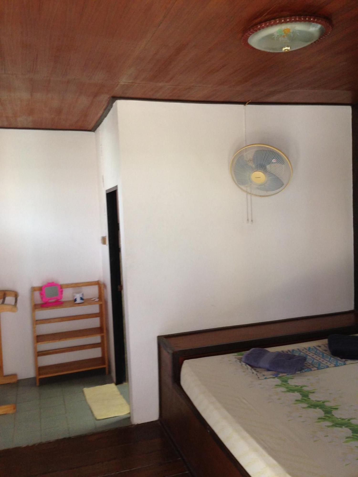 Light In Bungalow Haad Rin Room photo
