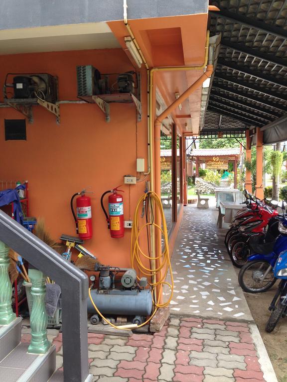 Light In Bungalow Haad Rin Exterior photo