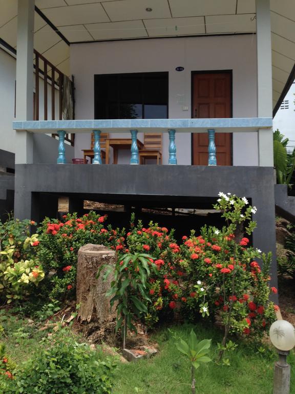 Light In Bungalow Haad Rin Exterior photo