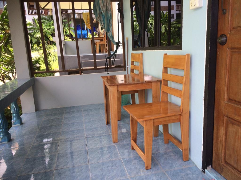 Light In Bungalow Haad Rin Exterior photo